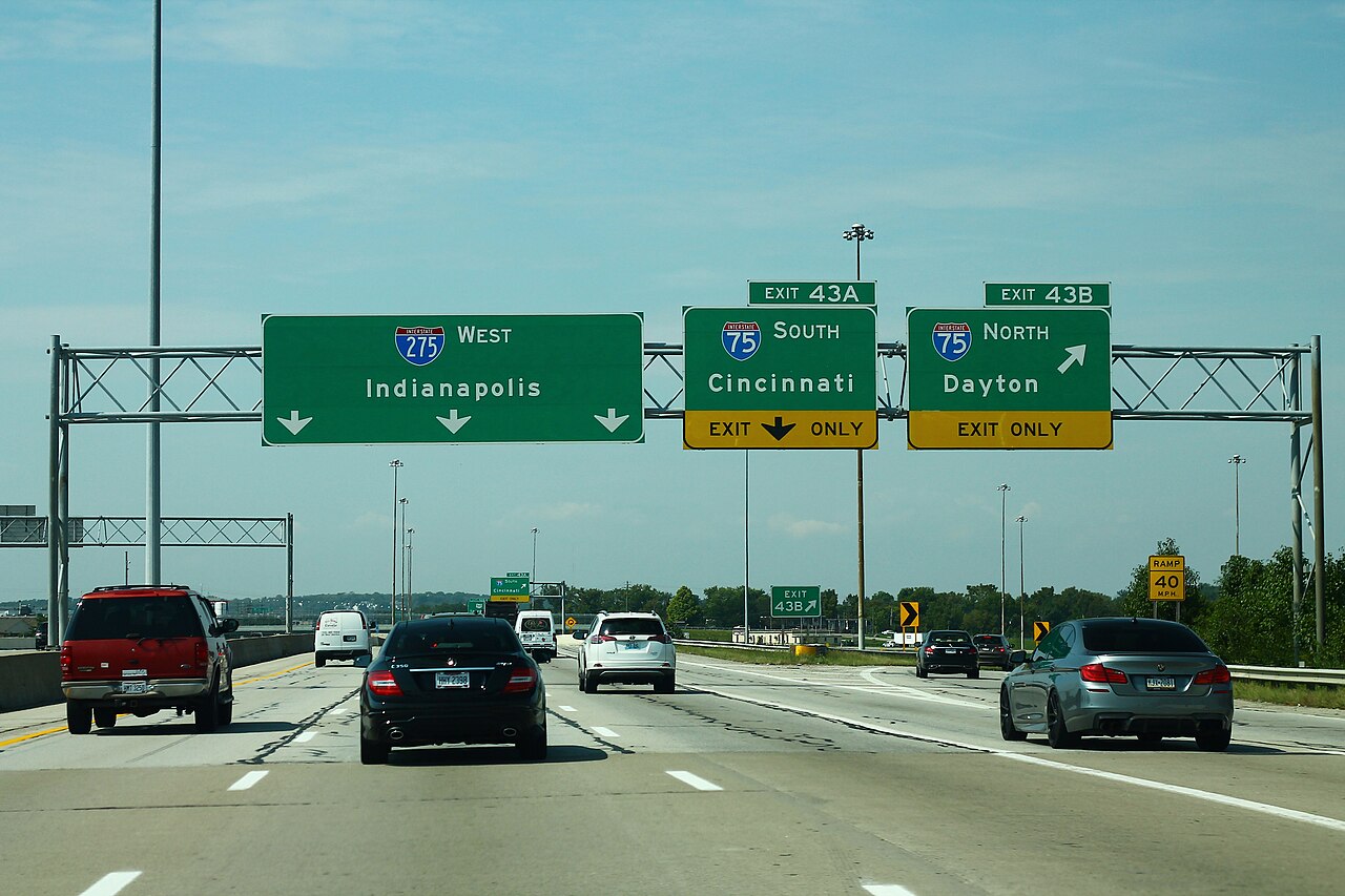 Interstate 275 westbound at Exit 43 toward Interstate 75, Cincinnati metro
